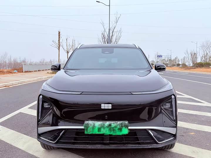 Фото 2 - Geely Galaxy L7