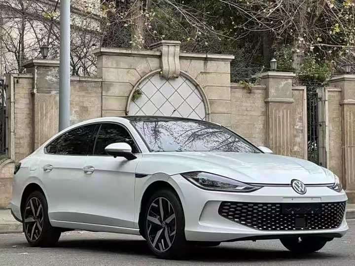 Фото 2 - Volkswagen Lamando L