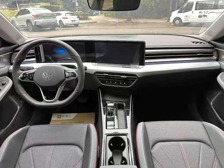 Фото 6 - Volkswagen Lamando L