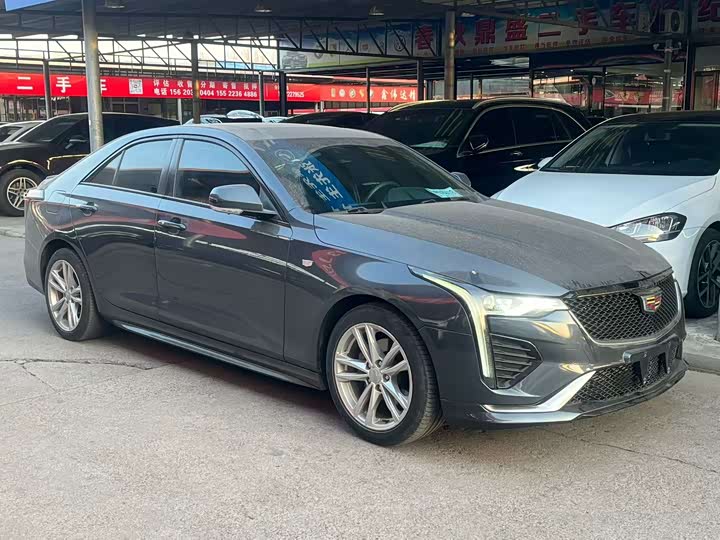 Фото 1 - Cadillac CT4