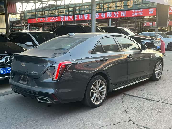 Фото 2 - Cadillac CT4