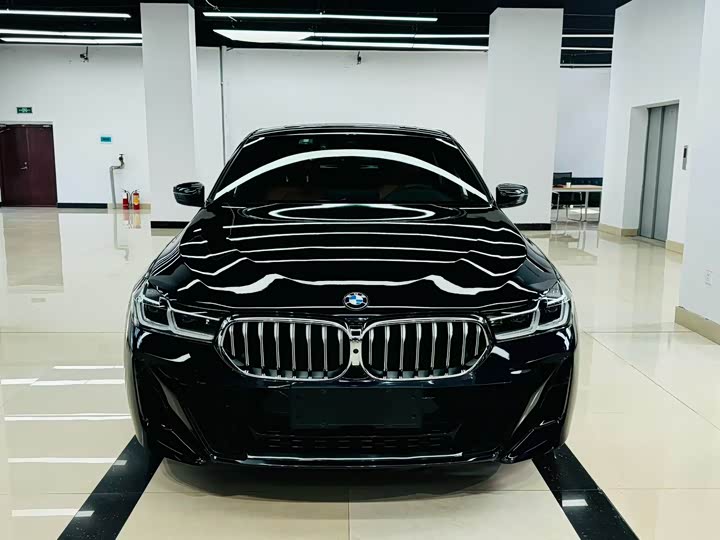 Фото 1 - BMW 6 Series GT