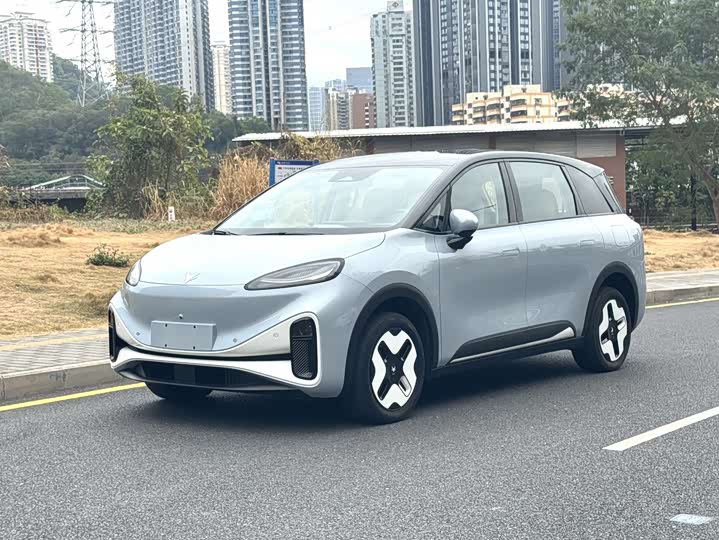 Фото 1 - BAIC Arcfox Kaola