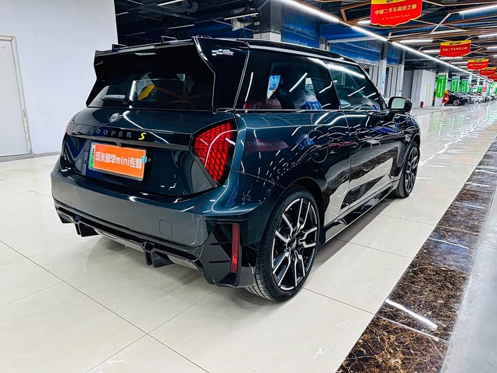 Photo 5 - Mini Cooper