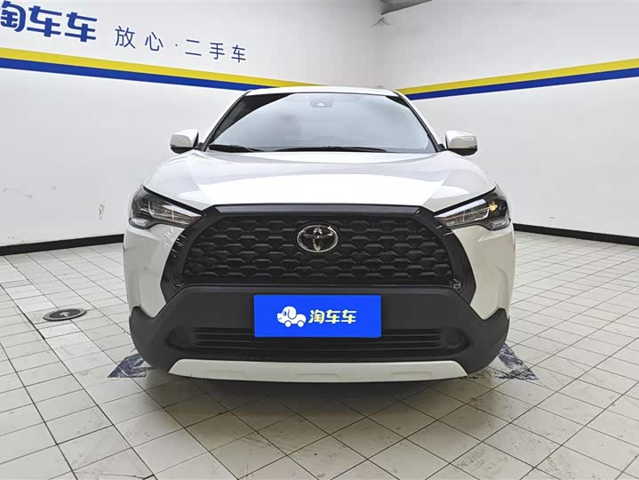 Фото 2 - Toyota Corolla Cross