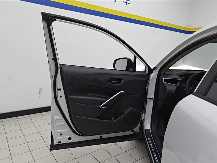 Фото 7 - Toyota Corolla Cross