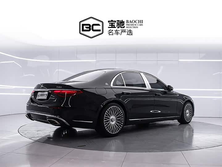 Фото 3 - Mercedes-Benz S-Class