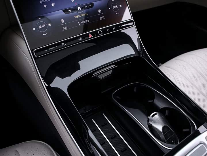 Фото 9 - Mercedes-Benz S-Class