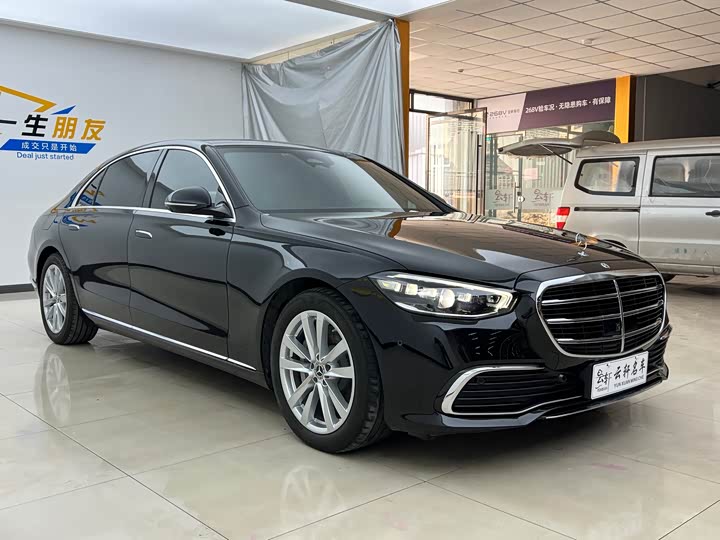 Фото 3 - Mercedes-Benz S-Class
