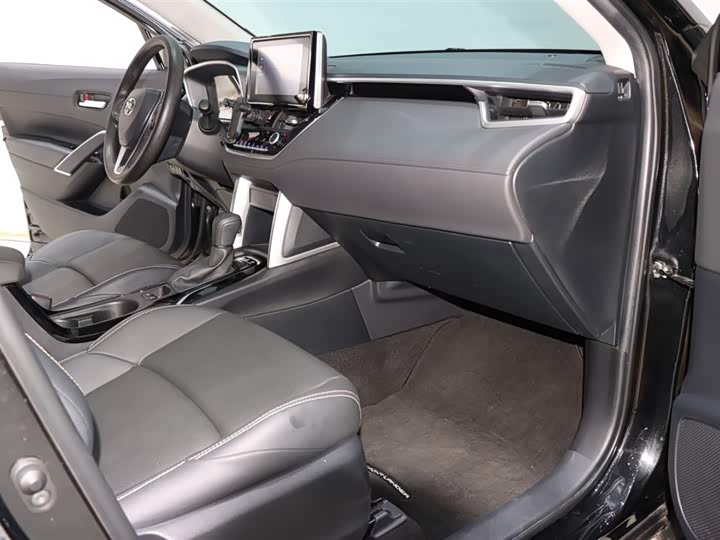 Photo 7 - Toyota Frontlander