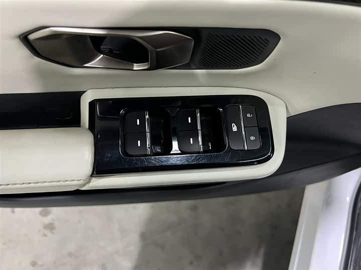 Фото 9 - Jetour Dashing