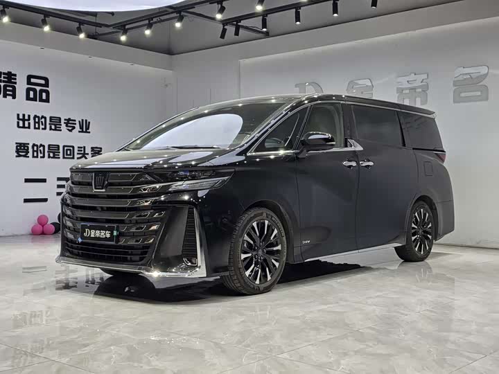 Фото 1 - Toyota Vellfire