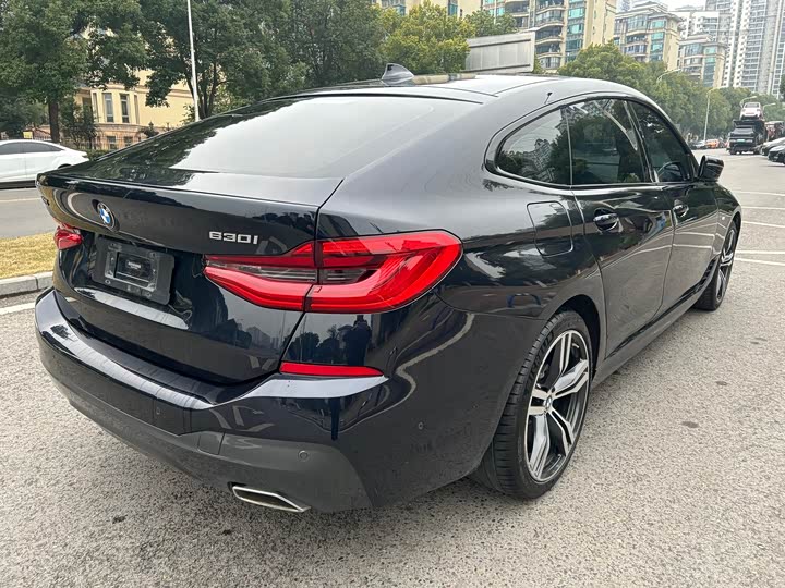 Фото 7 - BMW 6 Series GT