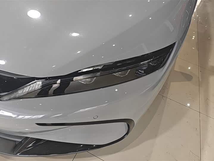 Фото 5 - BYD Han