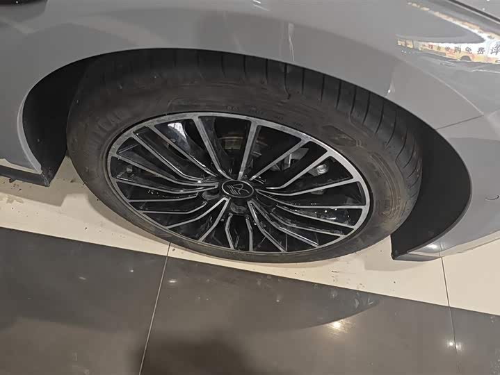 Фото 6 - BYD Han