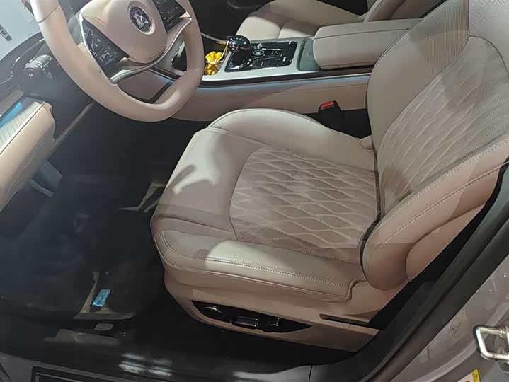 Фото 9 - BYD Han