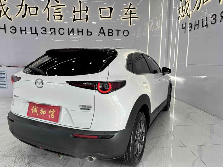 Фото 2 - Mazda CX-30