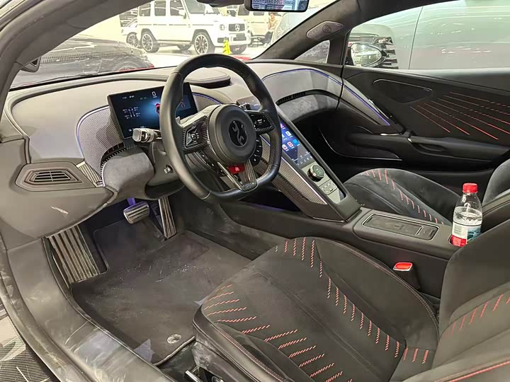 Фото 6 - BYD Yangwang U9