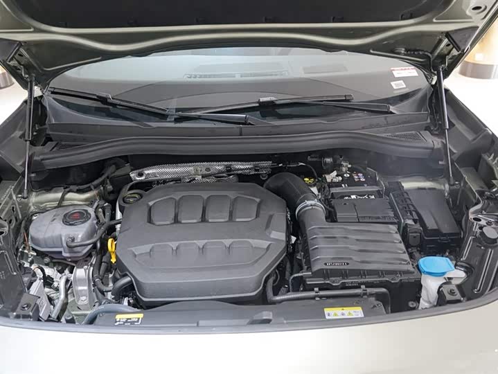 Фото 8 - Volkswagen Tayron