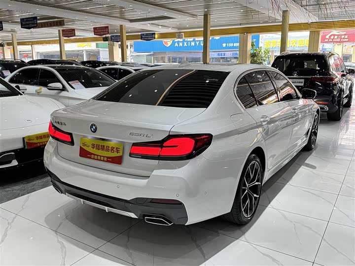 Фото 4 - BMW 5 Series