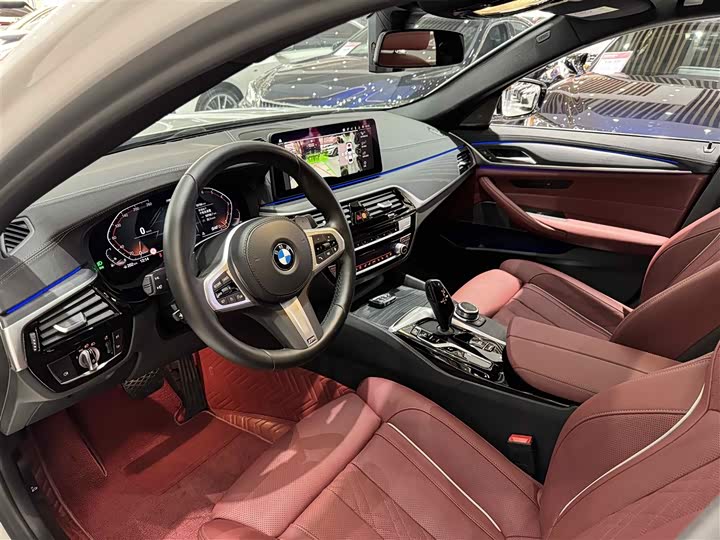 Фото 5 - BMW 5 Series