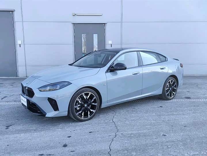 Фото 1 - BMW 2 Series