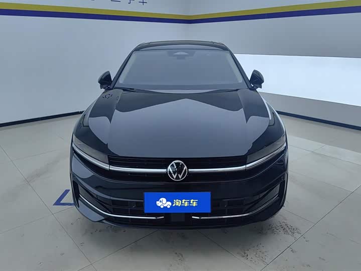 Фото 2 - Volkswagen Magotan