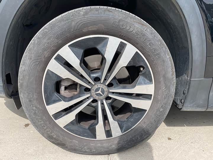 Фото 5 - Mercedes-Benz GLB-Class