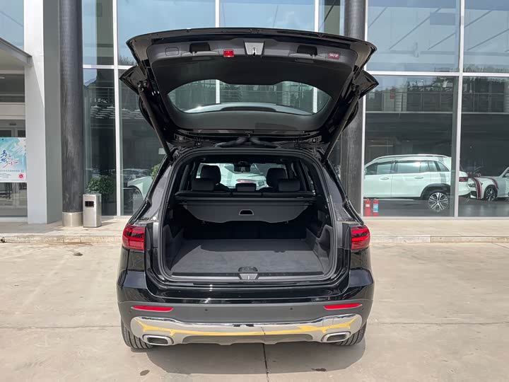 Фото 6 - Mercedes-Benz GLB-Class