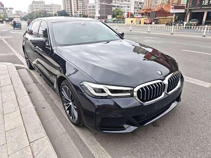 Фото 2 - BMW 5 Series