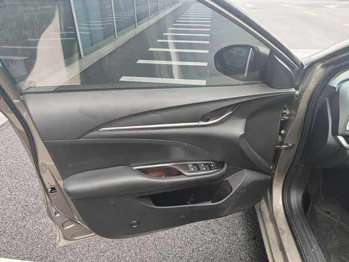 Photo 7 - Buick Excelle GT