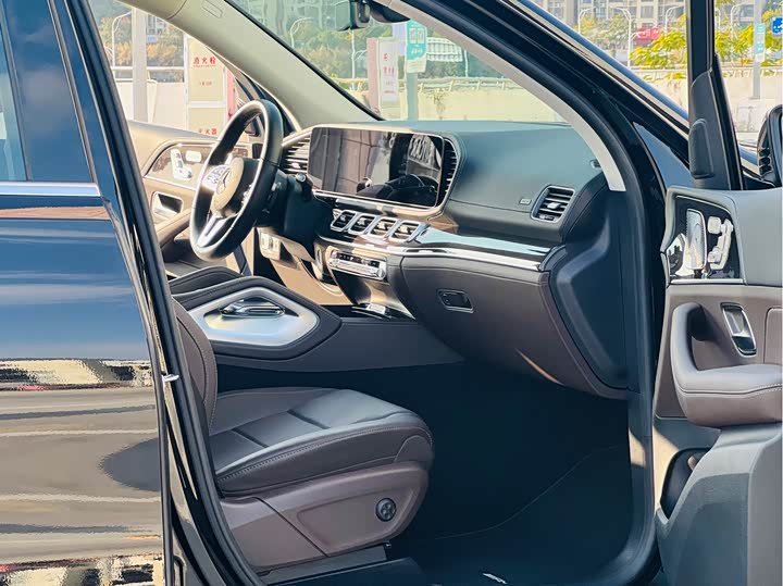 Фото 6 - Mercedes-Benz GLS-Class