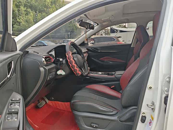 Фото 4 - Changan Oshan X5