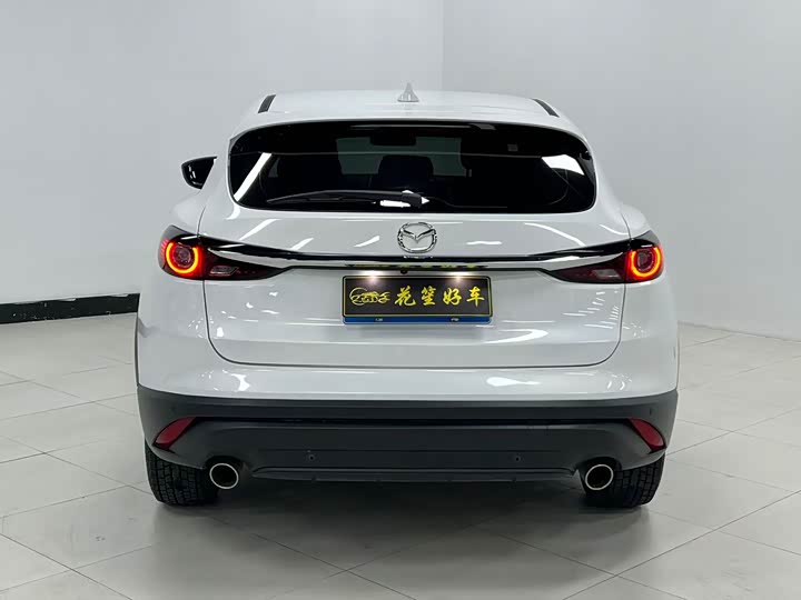 Photo 5 - Mazda CX-4