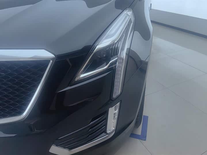 Фото 5 - Cadillac XT5