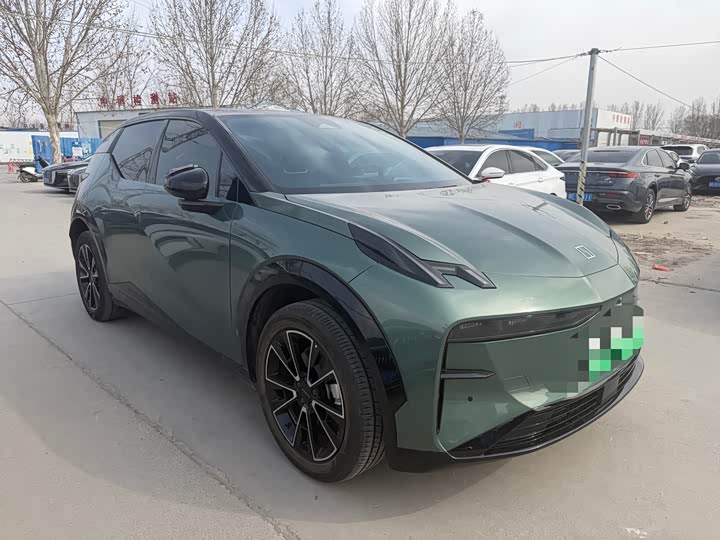 Фото 3 - Zeekr X