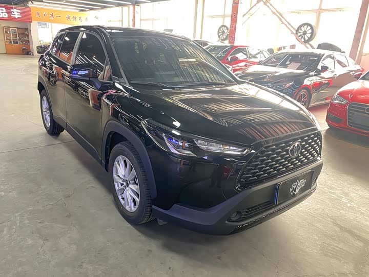 Фото 3 - Toyota Corolla Cross