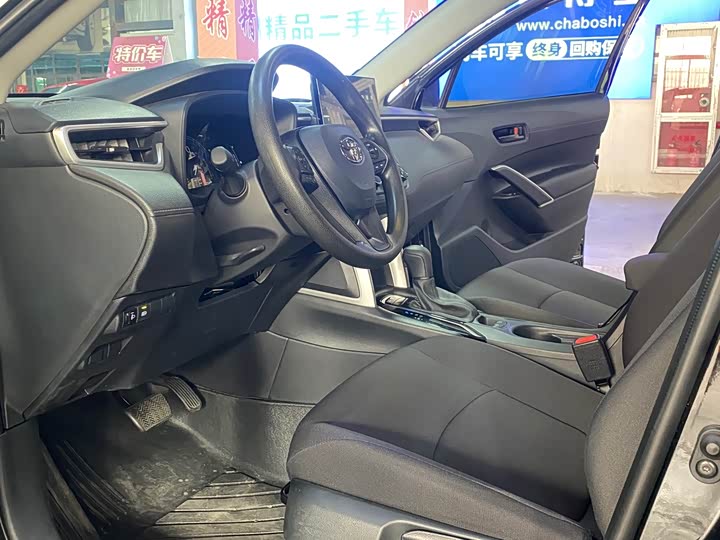 Фото 9 - Toyota Corolla Cross