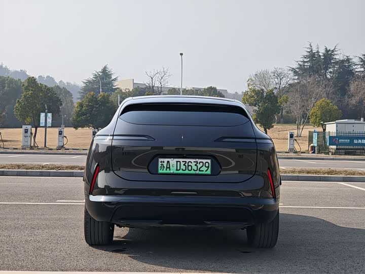 Фото 6 - Avatr 07