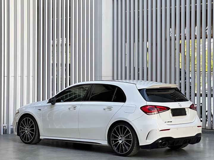Фото 6 - Mercedes-Benz A-Class AMG