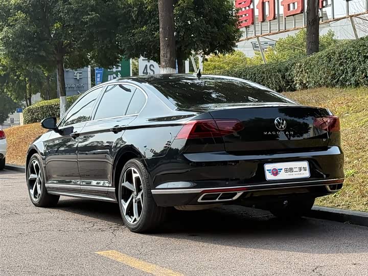 Фото 3 - Volkswagen Magotan