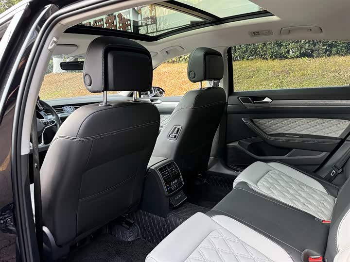 Фото 9 - Volkswagen Magotan