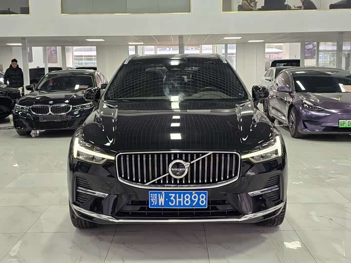 Фото 2 - Volvo XC60