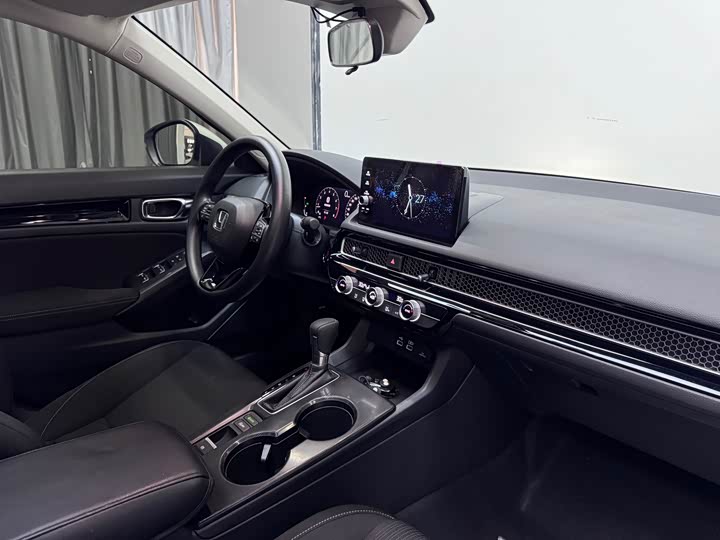 Фото 6 - Honda Civic