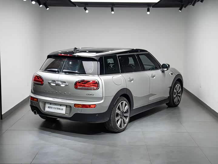 Фото 3 - Mini Clubman