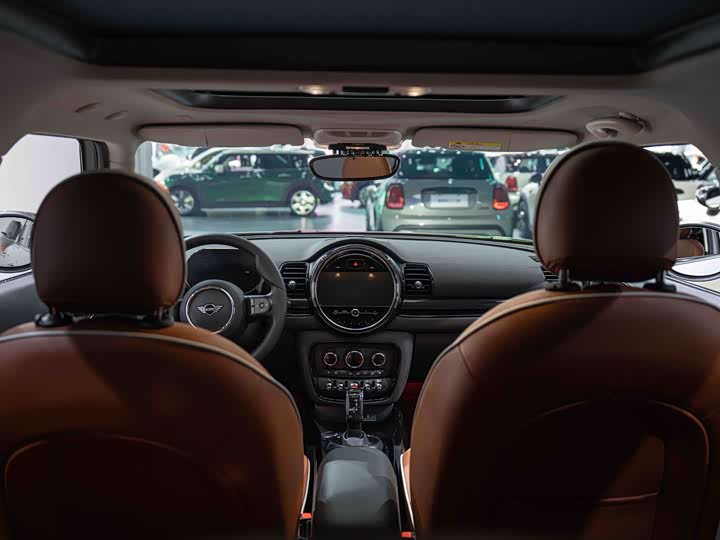 Фото 9 - Mini Clubman