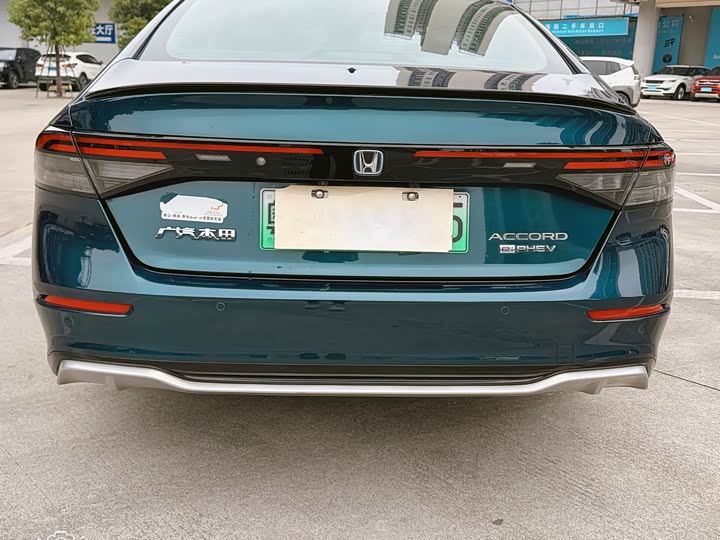 Фото 3 - Honda Accord Hybrid