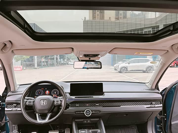 Фото 5 - Honda Accord Hybrid