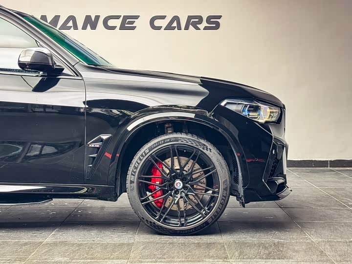 Фото 4 - BMW X5 M