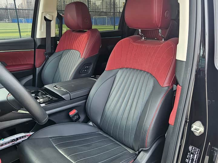 Фото 8 - GAC Trumpchi E9